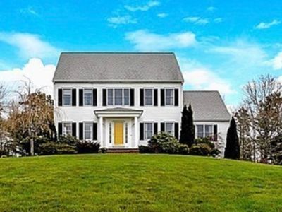 3 Edgewood Cir