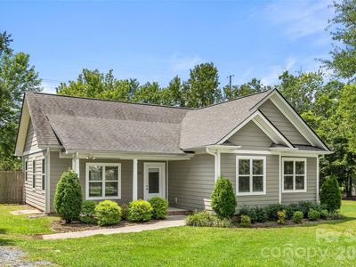 5013 Willow Run Dr