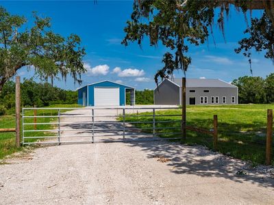 2593 NW Genes Little Acres Ave