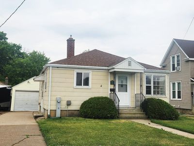 228 Superior St