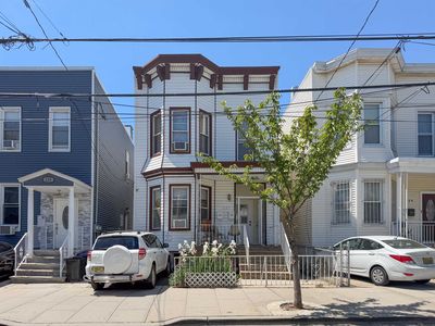227 46th St