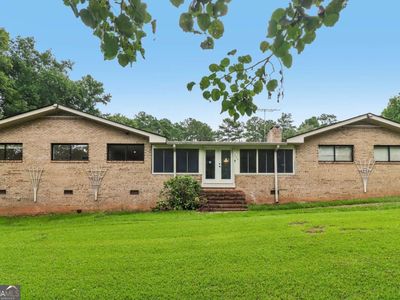 726 N McDonough Rd