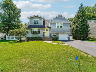 252 Canterbury Pl