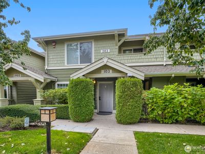 1905 24th Avenue NE #103