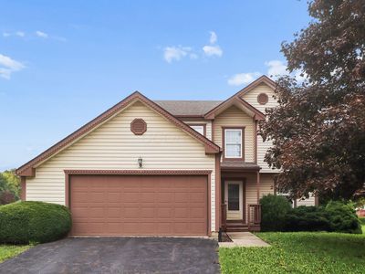 Property at 16 W Fieldstone, Etna, OH