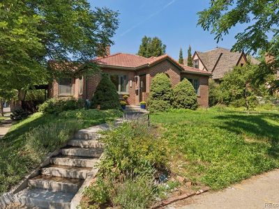 1905 Jasmine Street