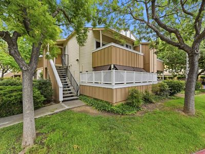 2386 Balme Dr