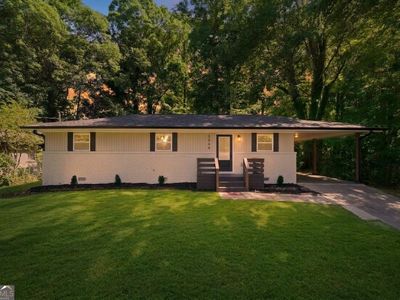 2866 Lancaster Dr