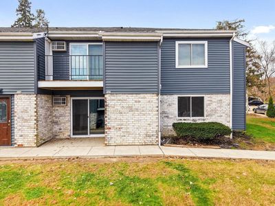 707 Whispering Pines Way