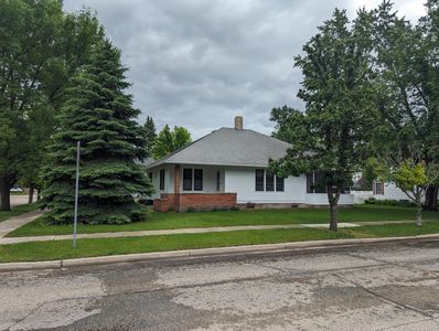 Property at 107 7th Ave W, Lisbon, ND