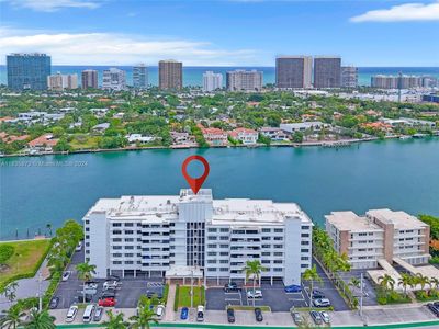 10101 E Bay Harbor Dr APT 608