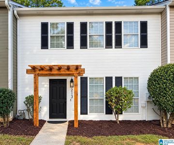 Property at 213 Willow Point Cir, Alabaster, AL
