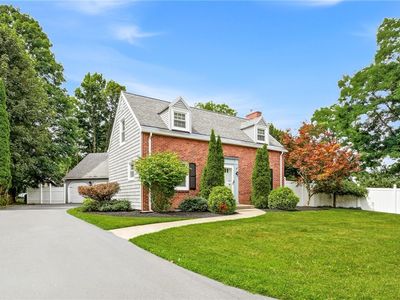 2 Allen Rd