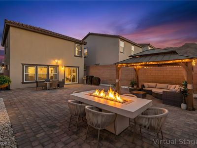 10828 Montana Blanca Ave