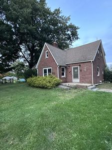 63 Mechanic St