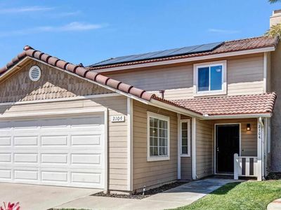 2104 N Mammoth Pl