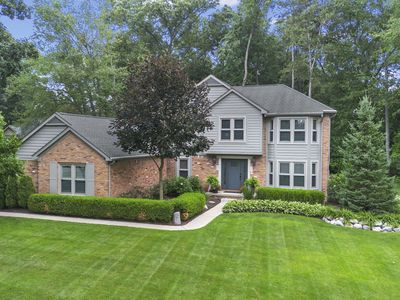 12072 Pembrooke Cir