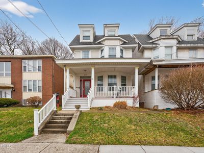 835 Lancaster Street