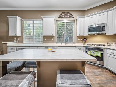 3522 Cabrito Dr