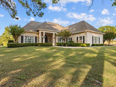 1067 Beaver Lake Dr