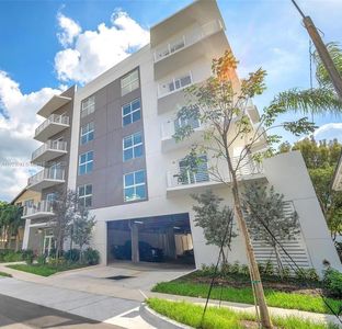 1938 Jackson St #301