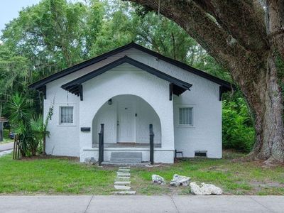 901 NW 3RD AVENUE