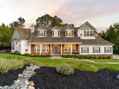2400 Highland Hills Dr
