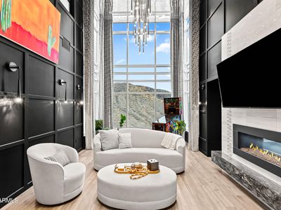 140 E RIO SALADO Parkway #1201
