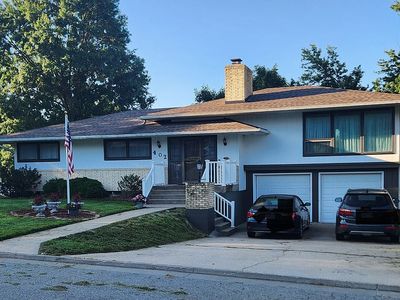 Property at 402 E Harvey Dr, Savannah, MO