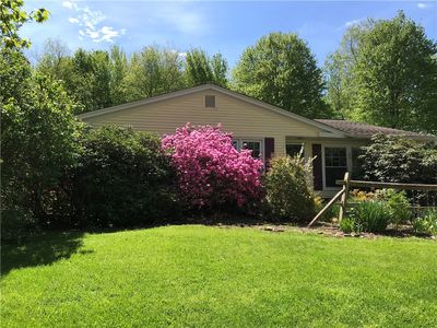 54 Hollister Hill Rd