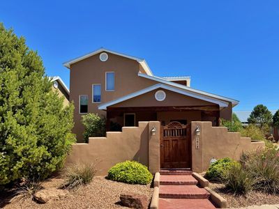 1813 Calle Barbarita NW