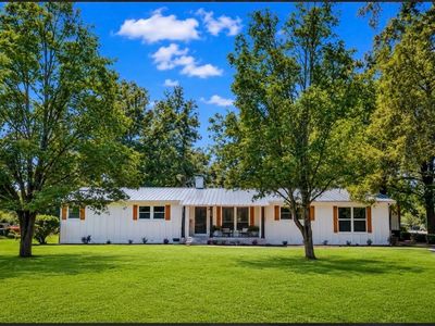 1623 Sherwood Dr.