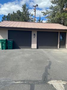 3213 Country Ln