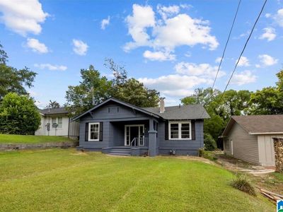 963 3rd St W