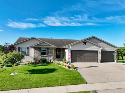 1128 Crestline Dr