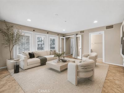 284 Tustin Field Dr