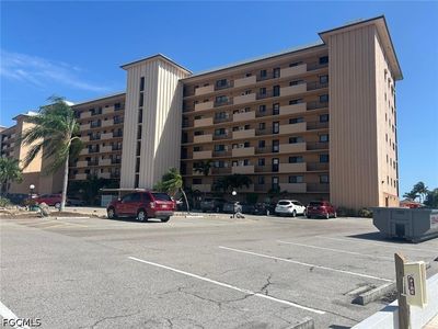 4260 SE 20th Pl APT 205