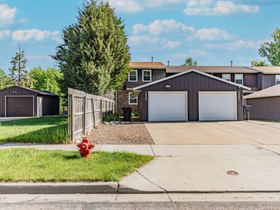 3809 Renee Dr