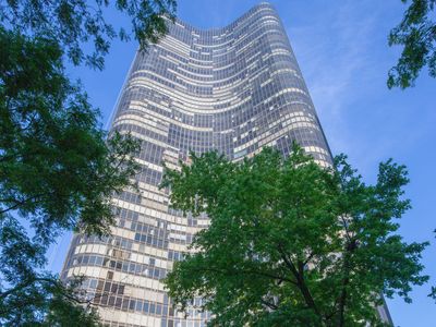 505 N Lake Shore Dr APT 3604