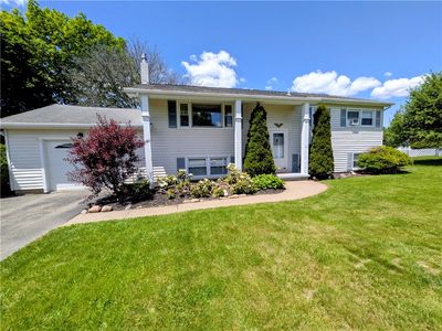 225 Meadowlark Rd