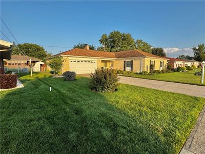 924 Warburton Dr
