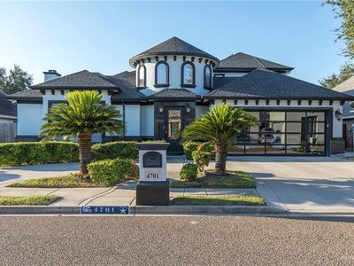 4701 Ebony Ave