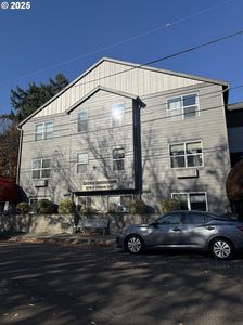 10345 NE Clackamas St APT 22