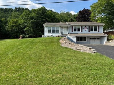 3216 Cedarvale Rd