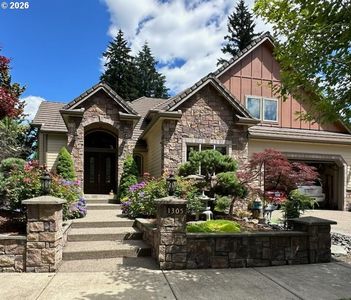 1305 NE 148th Pl