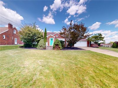 615 Edison Ave