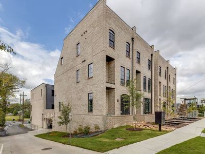 3206 W End Cir #1-8