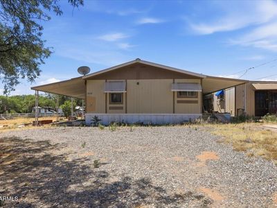 1520 S Winslow Way --