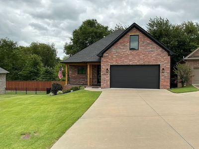 1030 Turnberry Dr