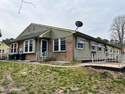 32 Easton Drive UNIT D